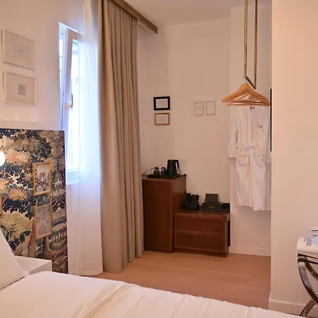 Ξενοδοχείο Bazaar 4*