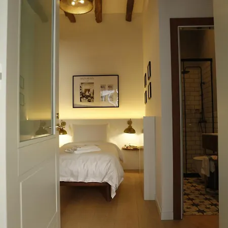 Bazaar 4* Τίρανα
