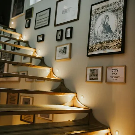 酒店 Bazaar 地拉那